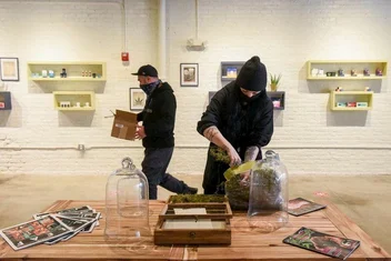 Salem’s 3rd retail marijuana shop opens downtown